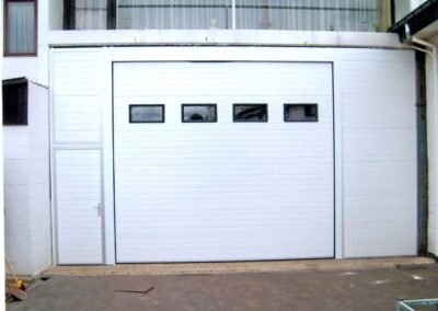 24 SD Metaalwerken Garagepoorten